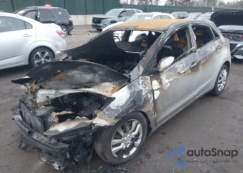 2016 Hyundai Elantra Gt z USA, uszkodzony, nr VIN KMHD35LH1GU308426